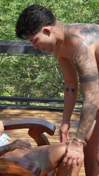Mám sex s přítelem kamaráda na daru - Athenea Rosse & Danner Mendez