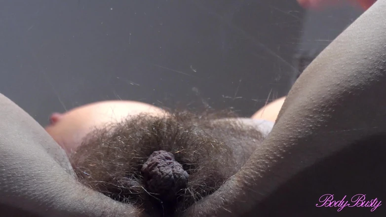 Bodybusty: Hot Curvy Dance Without Panty