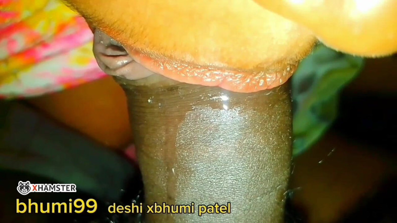 Deshi xbhumi patel: Mera Hot Patni Ne Mera Lund Chus Chus Kar Pani...