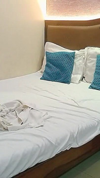 Làm tình sau 1 tháng bắt đầu với thổi kèn