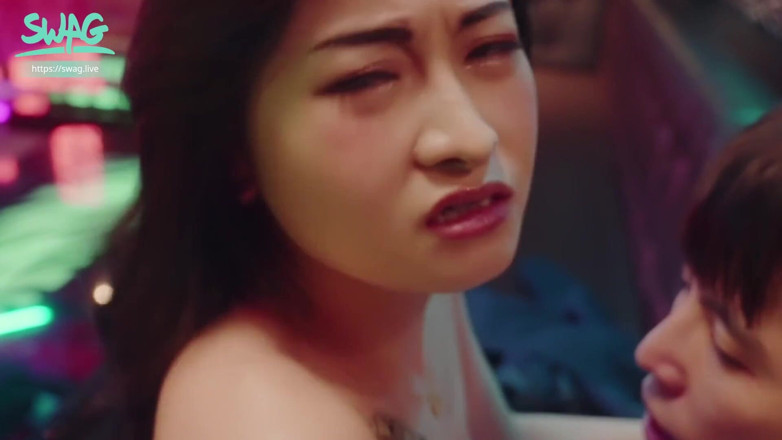 SWAG.live: Fickende Gastgeberin in einem privaten Ktv-Raum in Taiwan.