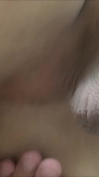 Ladyboy miang menunggang batang