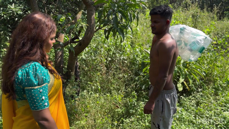 Tightmaal: Nuovo videohot desi Bhabhi ha visto il spazzatura e è andato...
