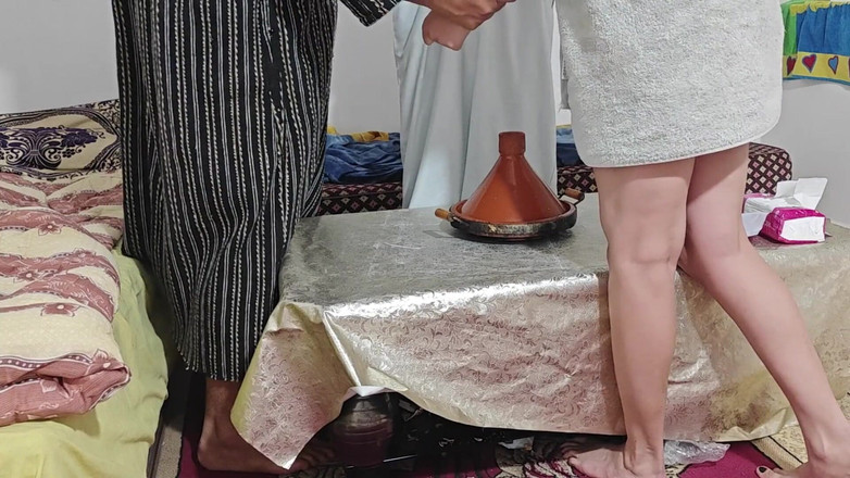 Amal Arab: Amal арабський трах, частина 28