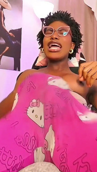 Hellokitty's Pants Make Me Kinky