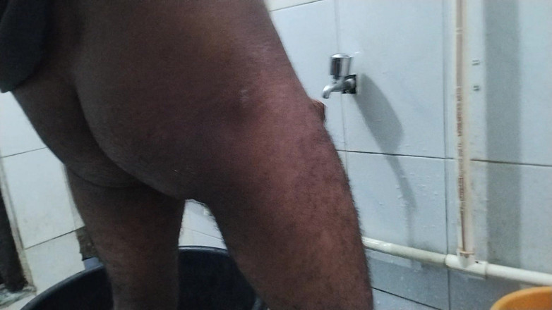 DesiDarkArt: Nepálský chlapec hand sex s koupelnou