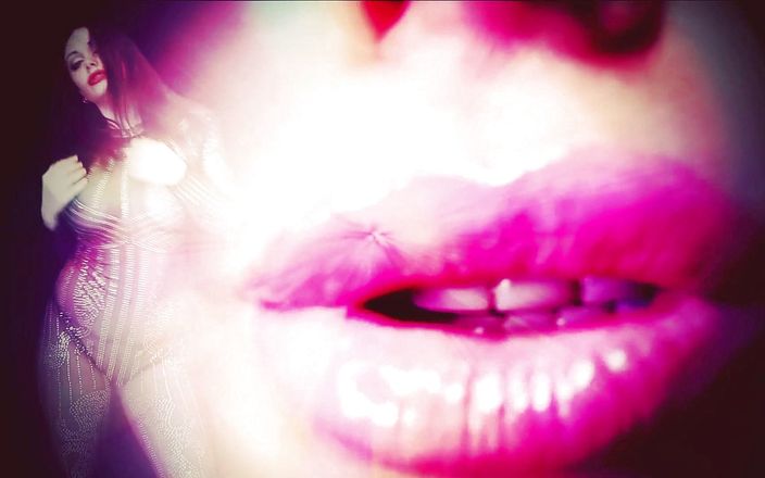 Goddess Misha Goldy: Mina fascinerande läppar är allt du behöver!