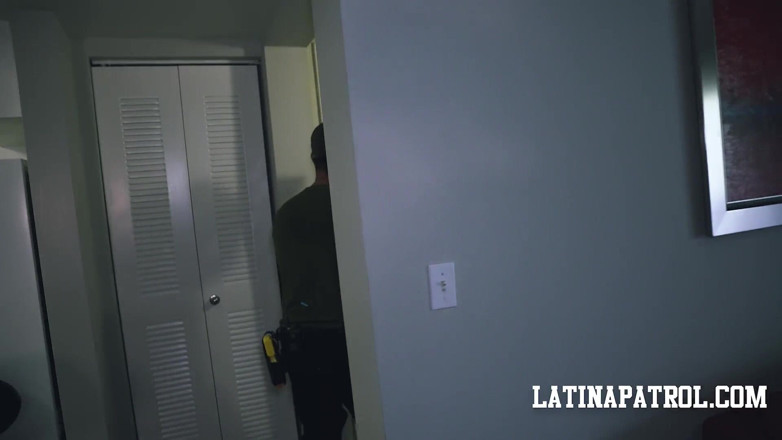 Latina Patrol: Vanessa Sky - perintah Perancis