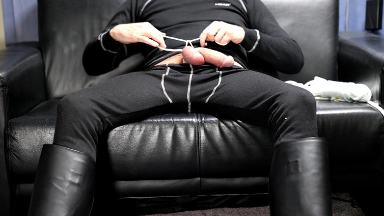 Boototternl: Svazování ptáka a koulí lanem