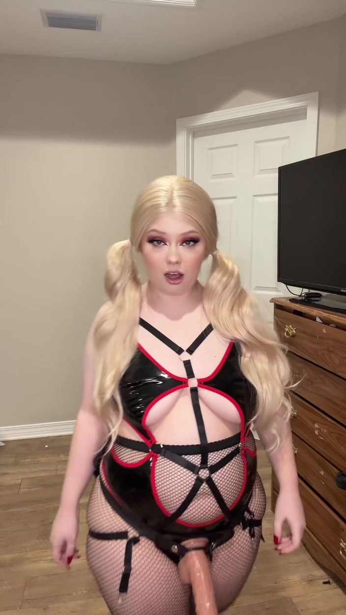 Femdomme: Femdom Teasing You with Her Strap