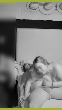 Puchis - anální creampie naplní zadek Miy