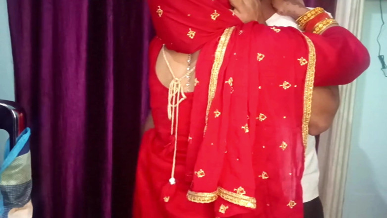 NaughtyWings: Video istimewa Karwa Chauth