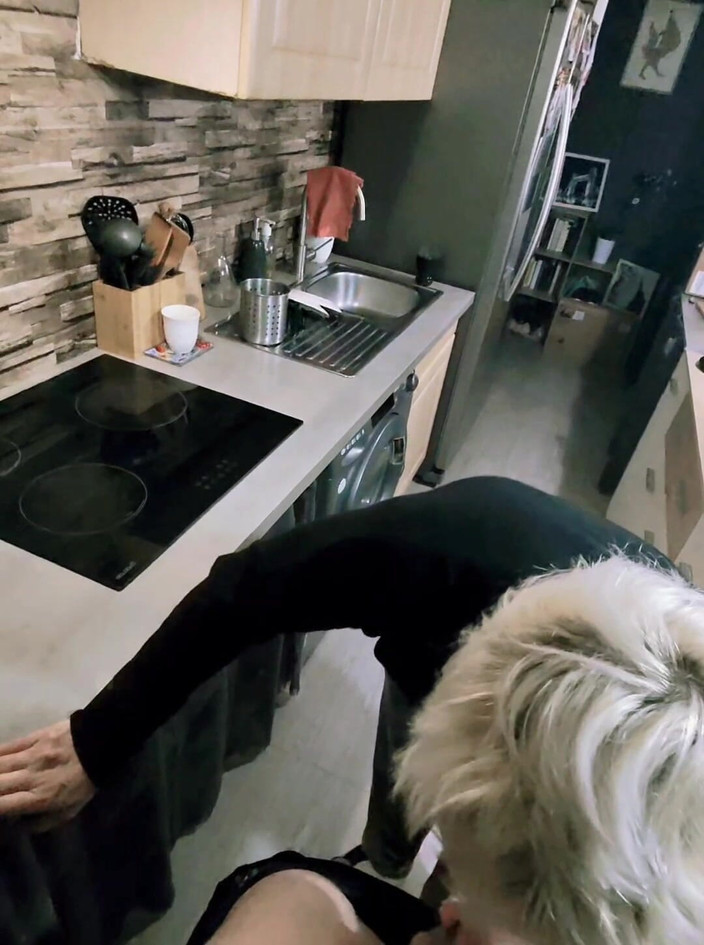 Sofy13: Dobrý sex v přírodní kuchyni