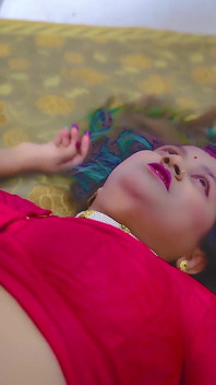 Tharki Dhogi Baba Fucked Bhabhiji on the Pretext of Giving Saving ( Hindi Audio )