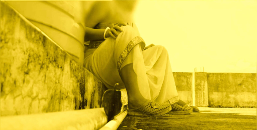 Teensex: Łapę moją nieśmiałą bhabi w moim budynku na dachu i...