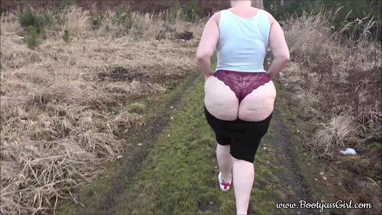 Bootyass Girl: Scopata in natura