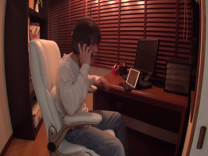 Raptor Inc: Setelah aku mengeluh, karyawan wanita datang ke rumahku untuk minta...