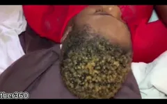 Afrikalı sikişen seksi ev hanımı kocası tarafından sikiliyor