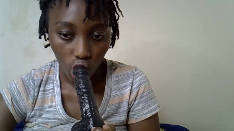 Maeeyxx: Give Me Your Dick