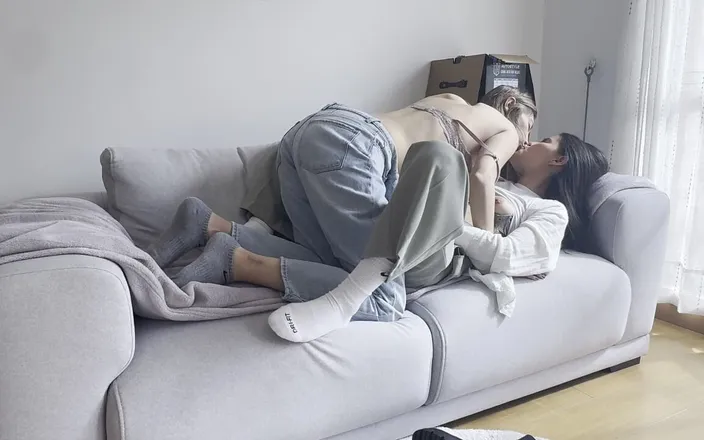 scarlettandc: My Ex-girlfriend Comes to My House to Have Sex While...