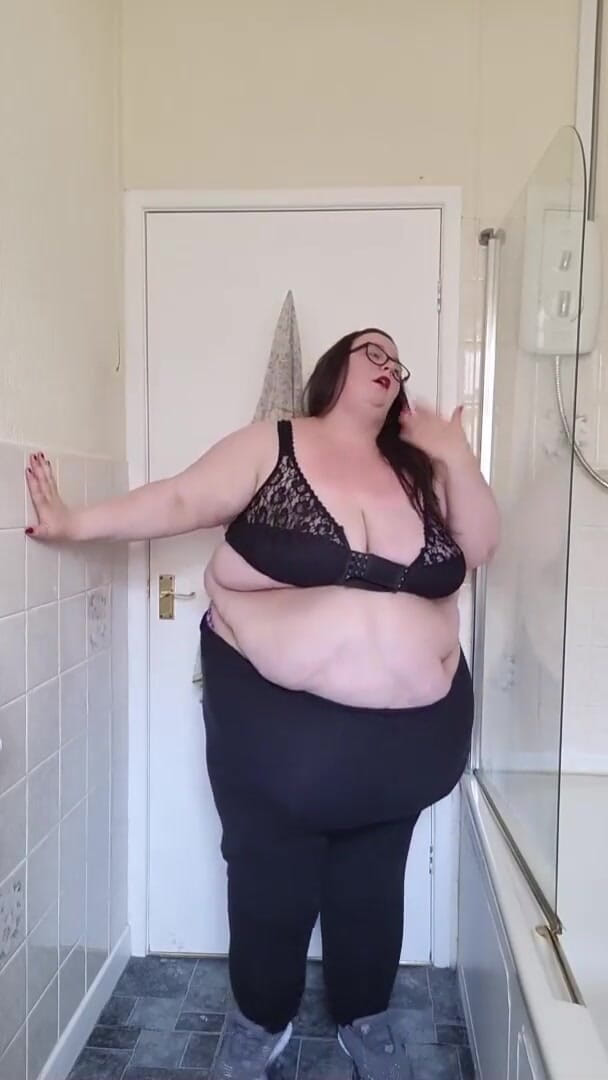 SSBBWLadyBrads: ATEŞLI KıZ SUMMER HALA BURADA