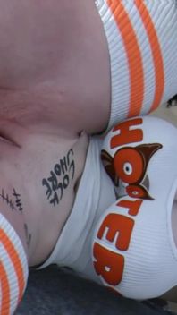 Hooters Girl Assfucked on the Ground for Spilling Drink on Trans Customer - Sassycomics