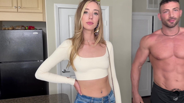 Tommy Wood XXX: Awek blonde cantik dapat atm dubur penembusan berganda