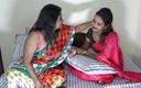 Bollywood porn: Två otillfredsställda husfru träffades och gjorde en suverän lesbosession med...