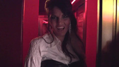 Aische Pervers: Anální rande v porno kině