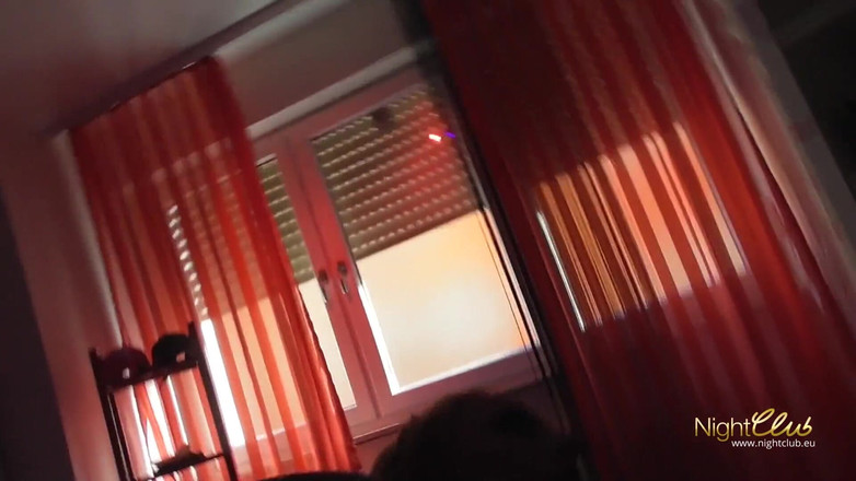 Under German Roofs: Niemiecka amatorka z dziwkami spragnionych kutasa # 18