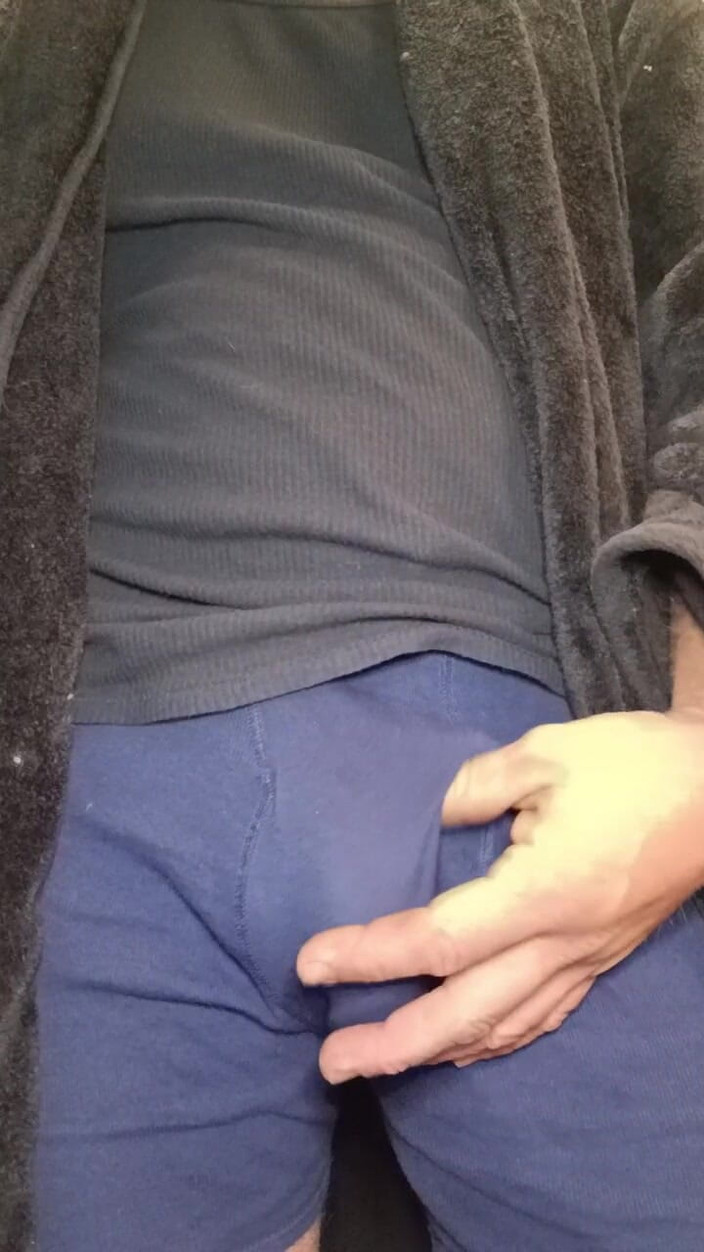 Dominic334: Đánh giá con cu của bố