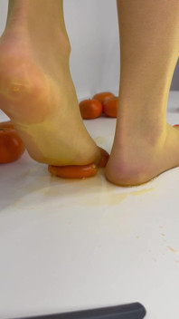 I Crush Tangerines in Nylon Stockings