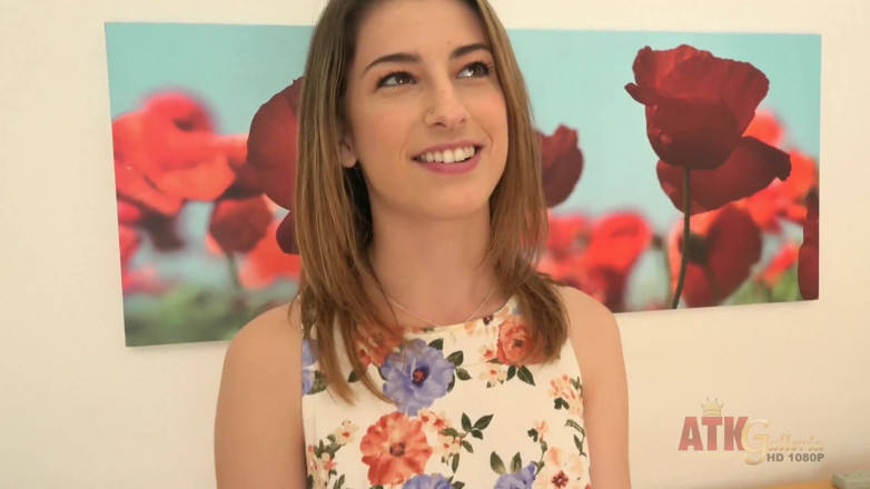 ATKIngdom Fans: Báječná Kristen Scott si hraje s vibrátorem na castingu