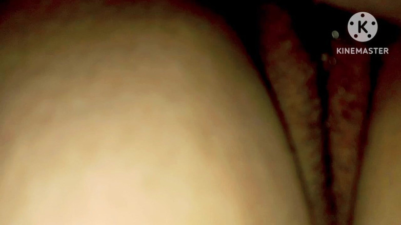 Lubnawife: Nevlastní sestra mě překvapí ve sprše a šuká ji