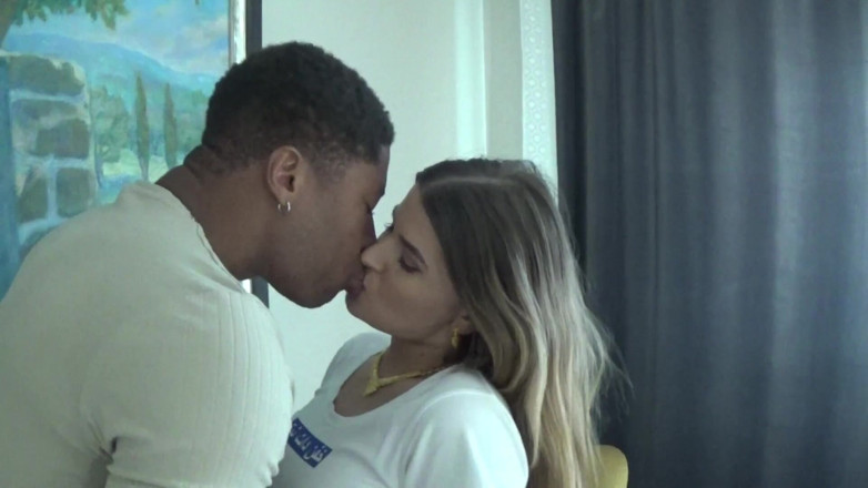 Amateur Homemade Porn: Árabe esposa gostosa fodida por bbc touro na frente de...