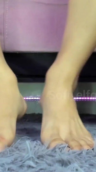 Feet fetish show testing textures soft woolly