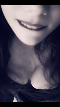 A Little Bit of Stepmommy Roleplay While Sexting