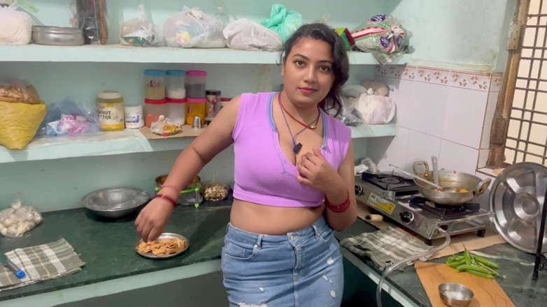 Hotty ragini: Sahar Beautiful Bhabhi First Time Sex with Devar in Kitchen,tight...