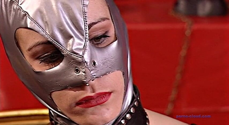 Porno Cloud: Latex club blind casting