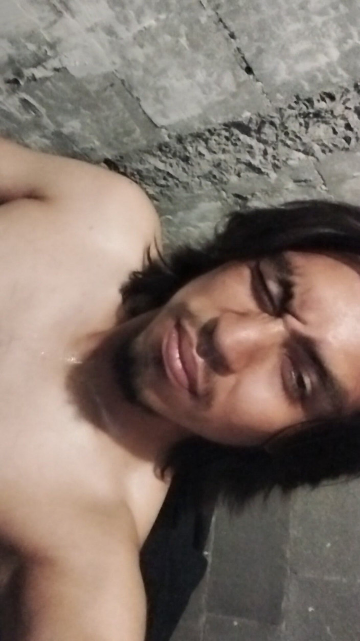 AlexAlejandro13: I Keep Jerking off