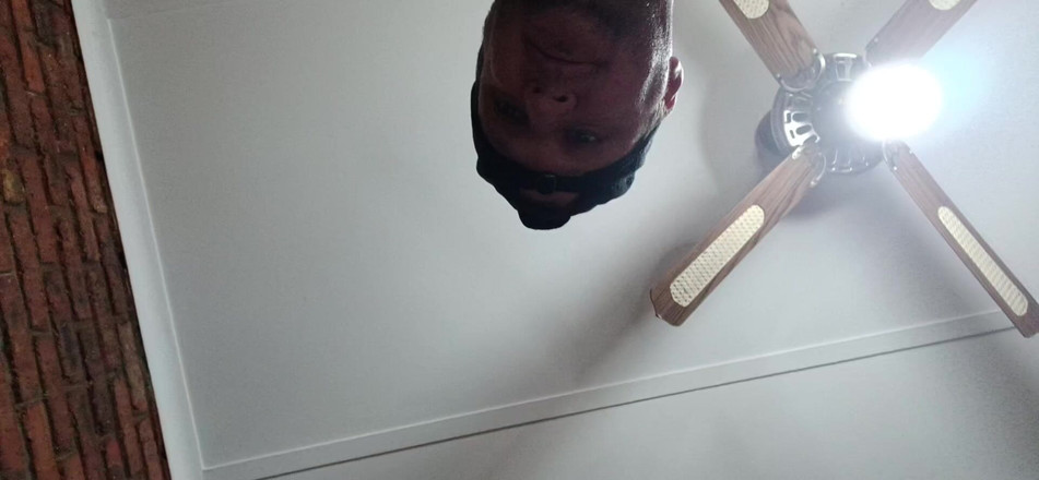 Bigjoefuckalott: Cockhold