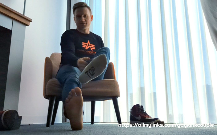 GayKinkCouple: Tillbedja mästare POV