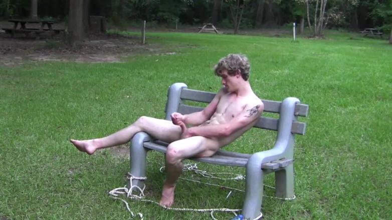 Dream Boy Bondage: PE BANCĂ - capitolul 1