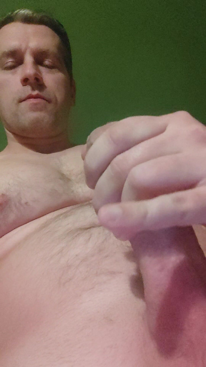 Cock & Body Worship: POV Muž středního věku si honí a láká tě, abys...