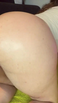 Chubby Girl Having a Lot of Fun with Huge Dildo Inside Her Pussy!