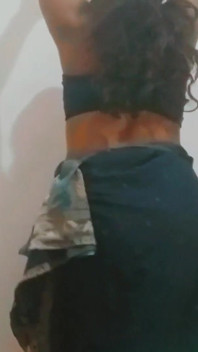 स्पष्ट रूप से गांड