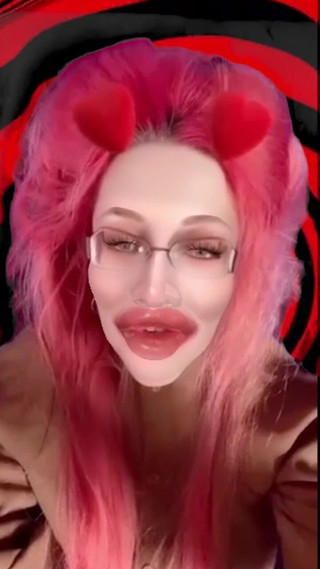 FinDom Goaldigger: प्यार में