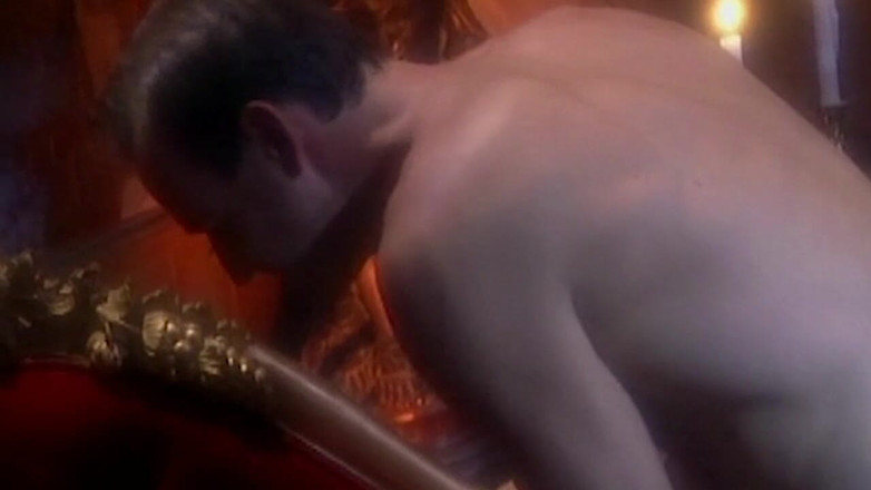 ORGASMX: Coups de dracula rétro brûlants avec Dracula