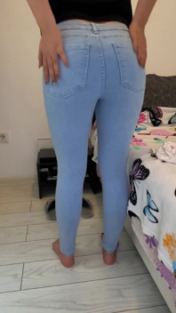 Farts From Pajamas to Tight Jeans: Stinky Grwm