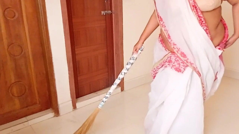 Aria Mia: Padosi Masi Ko Assi Sey Chudai